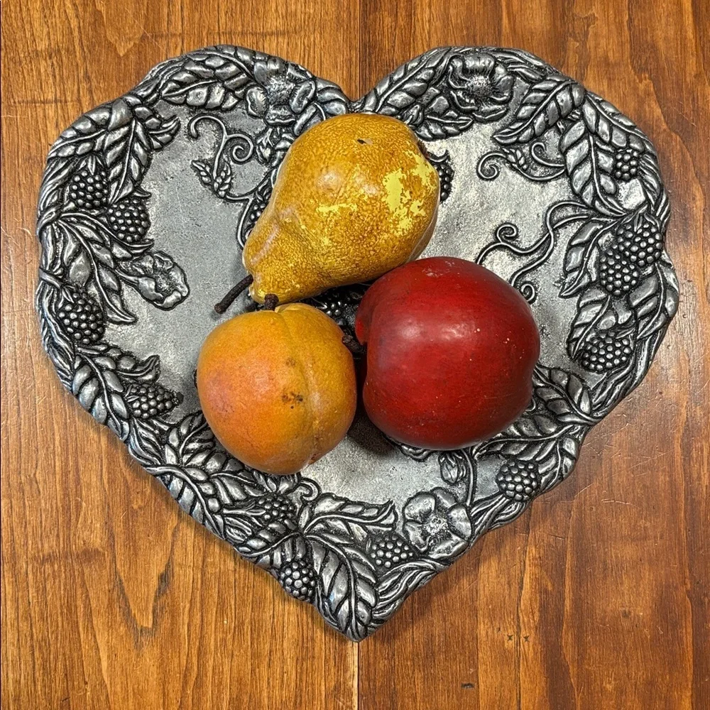 Vintage Carson Pewter Heart-Shaped Decorative Plate Berry & Vine Border Design